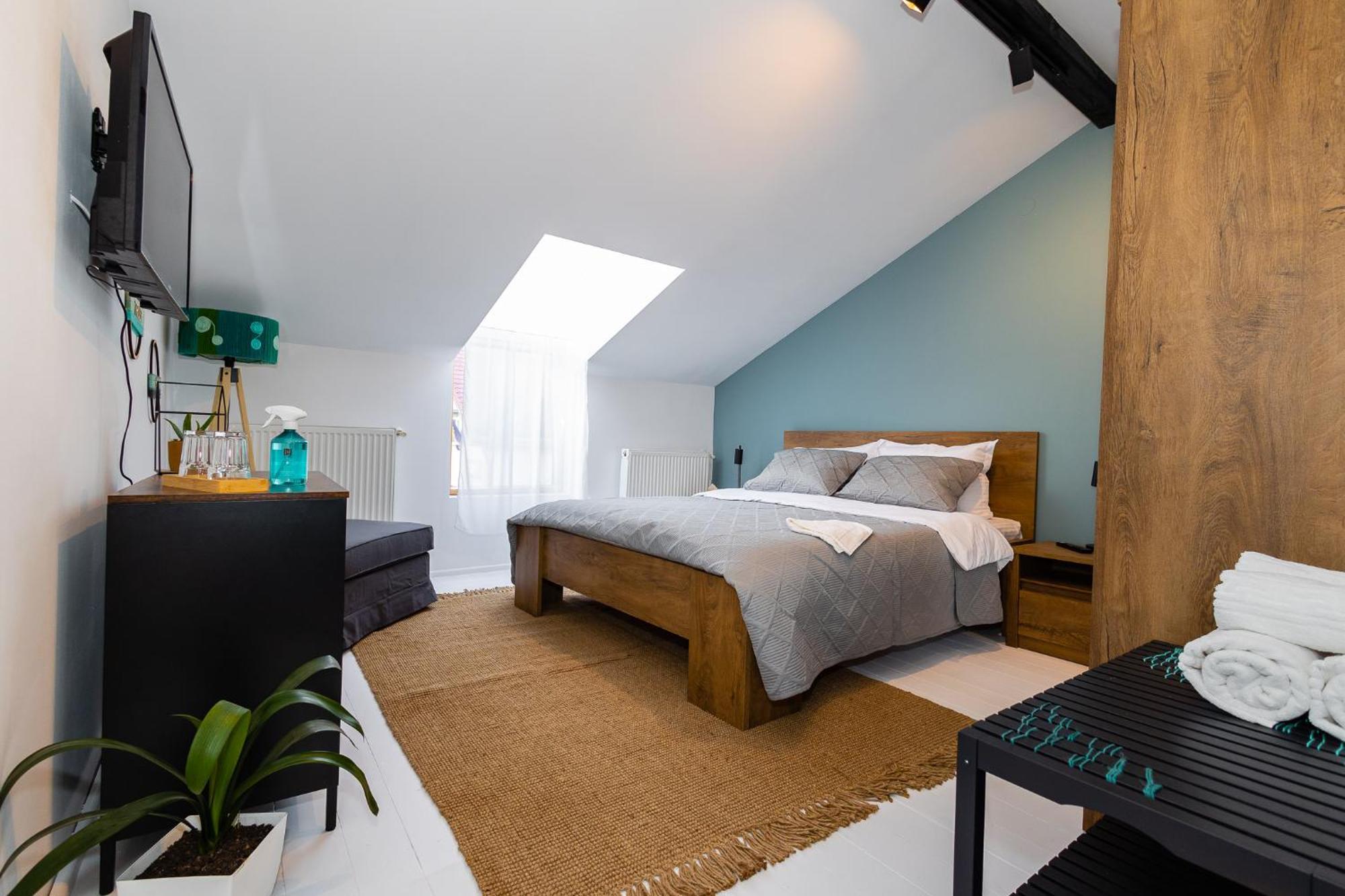 In Longfield Town Bed & Breakfast Câmpulung Moldovenesc Dış mekan fotoğraf